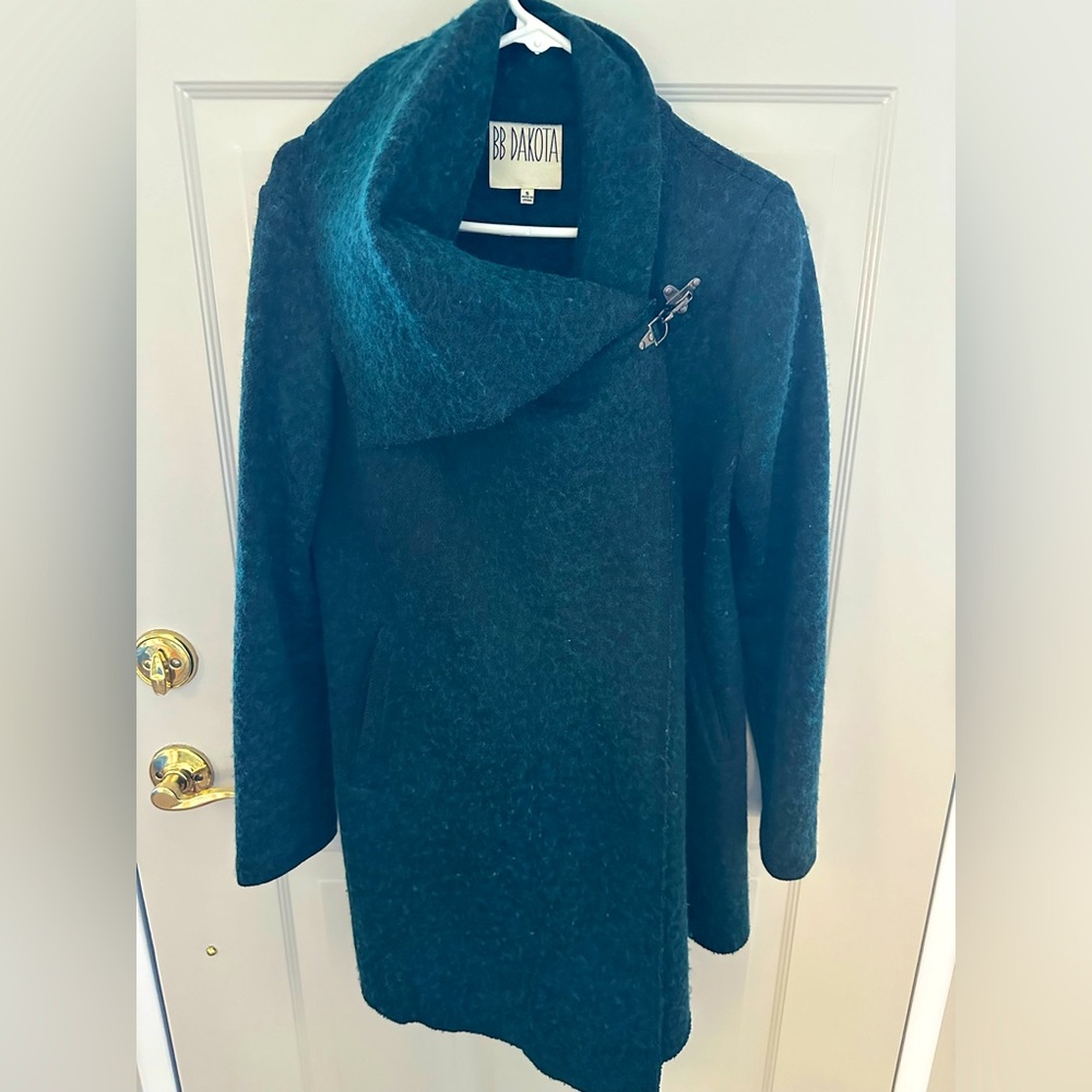 BB Dakota Cape Jacket